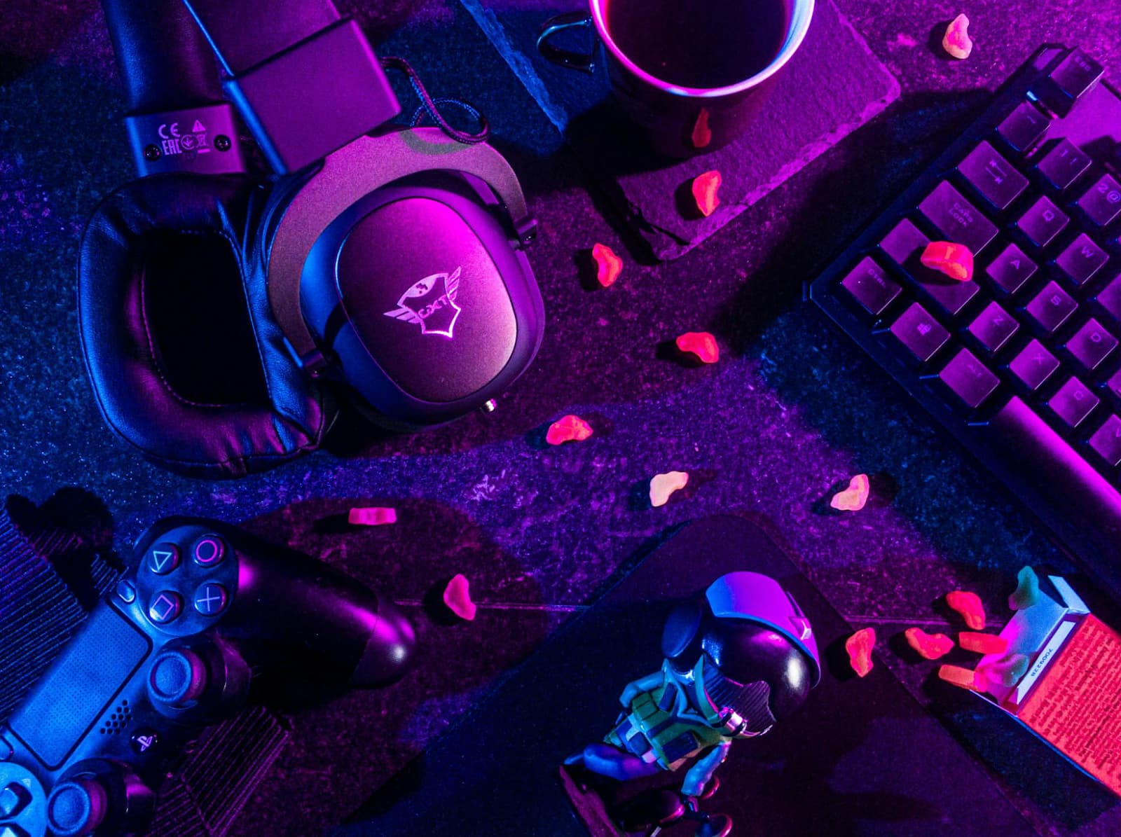 From Player to Researcher: Building a Thesis on Computer Games